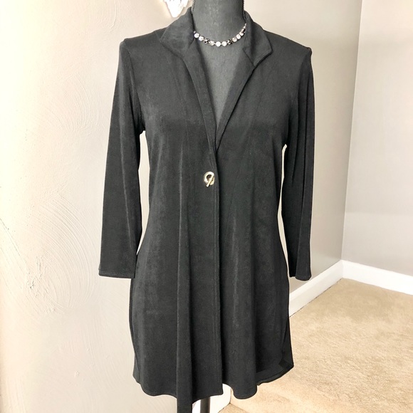 Chico’s Travelers Collection Blazer🌟 - Picture 2 of 5